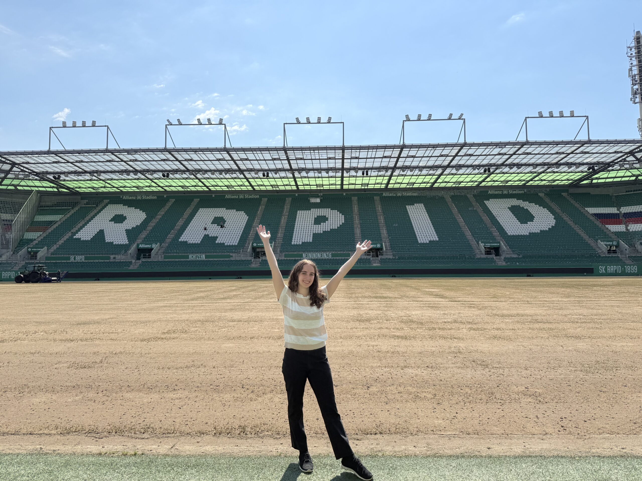 Emily Donoghue 27BBA 27MAcc Vienna Maymester