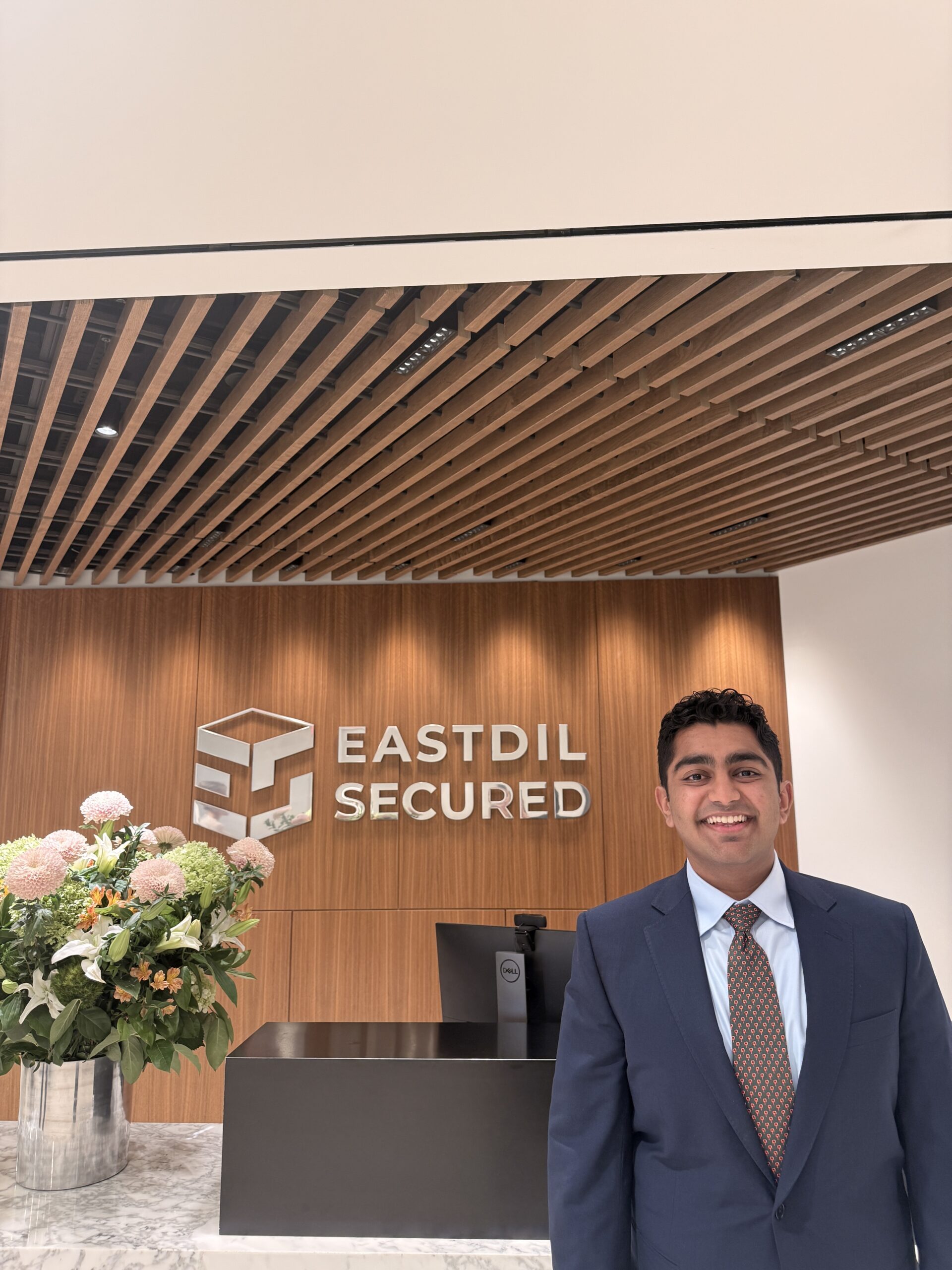 Rishi Patel 27BBA at Eastdil Secured